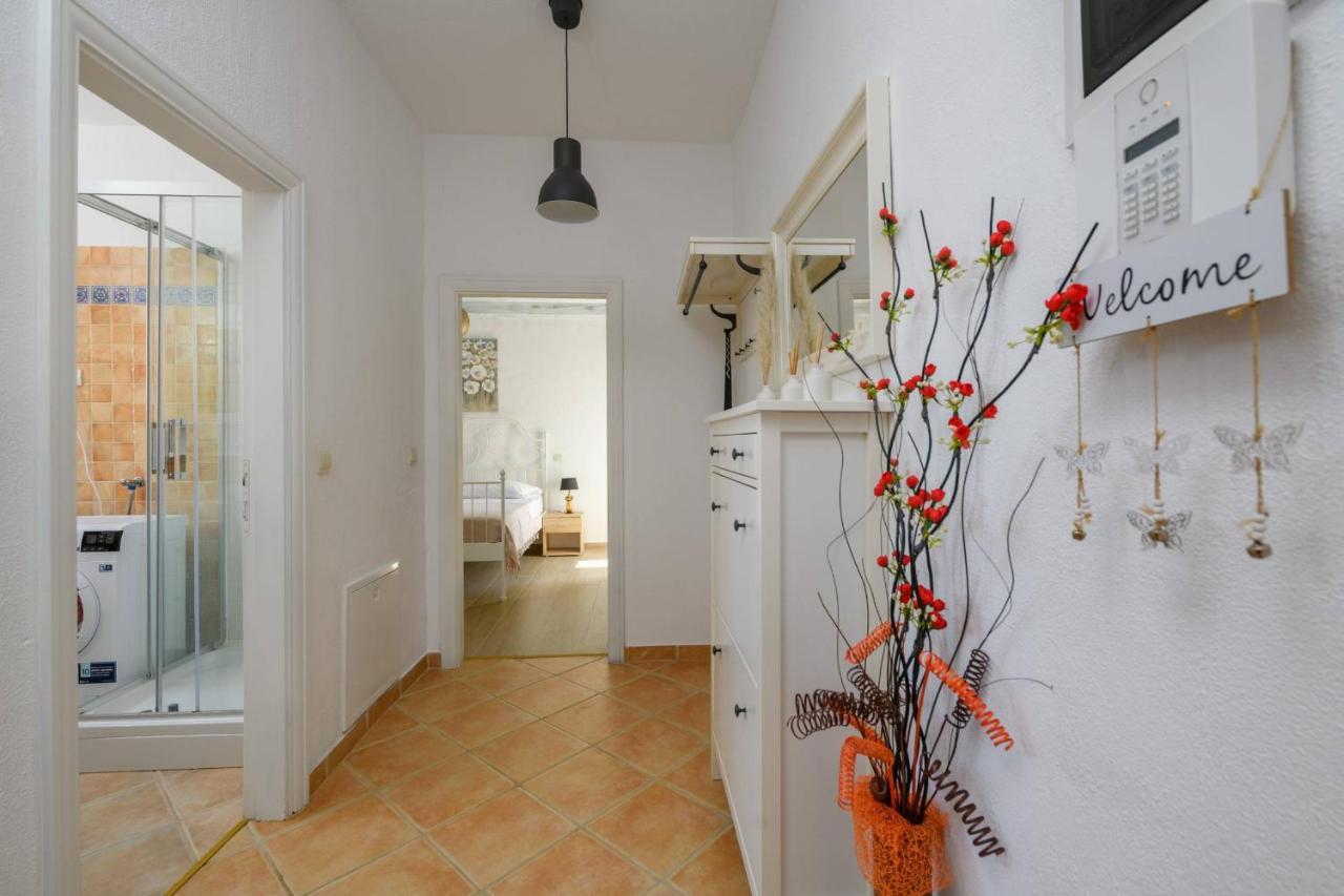 Paradis Villa Stone Queen With Heated Pool Butkovici  Bagian luar foto